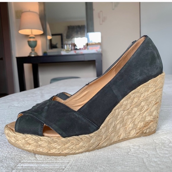 Michael Kors Shoes - Kors Michael Kors Black Open Toe Espadrille